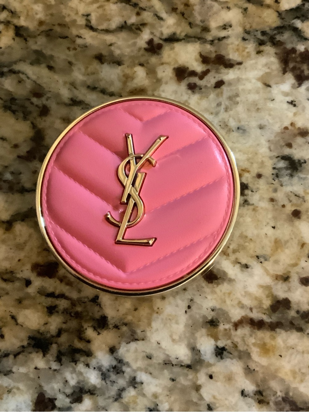 Yves Saint Laurent Gold Make Me Blush Compact restless rose color